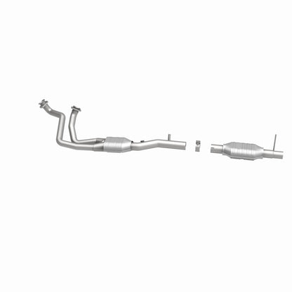 MagnaFlow Direct Fit Catalytic Converter 96 Ford F-150 4.9L I-6