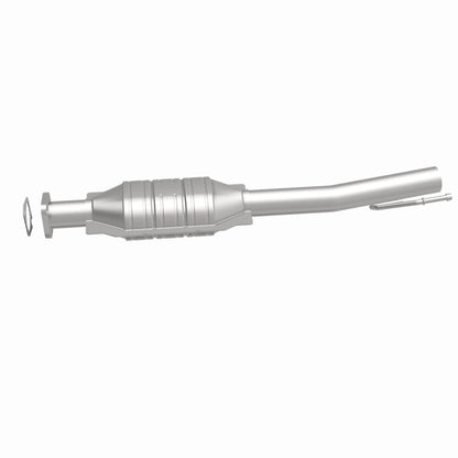 MagnaFlow Direct Fit Catalytic Converter 01-04 Ford Escape 3.0L Rear / 01-04 Mazda Tribute 3.0L Rear
