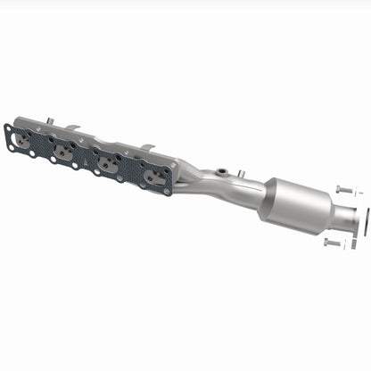 MagnaFlow Direct Fit Catalytic Converter Infiniti/Nissan Truck 8 5.6L P/S Manifold (49 State)