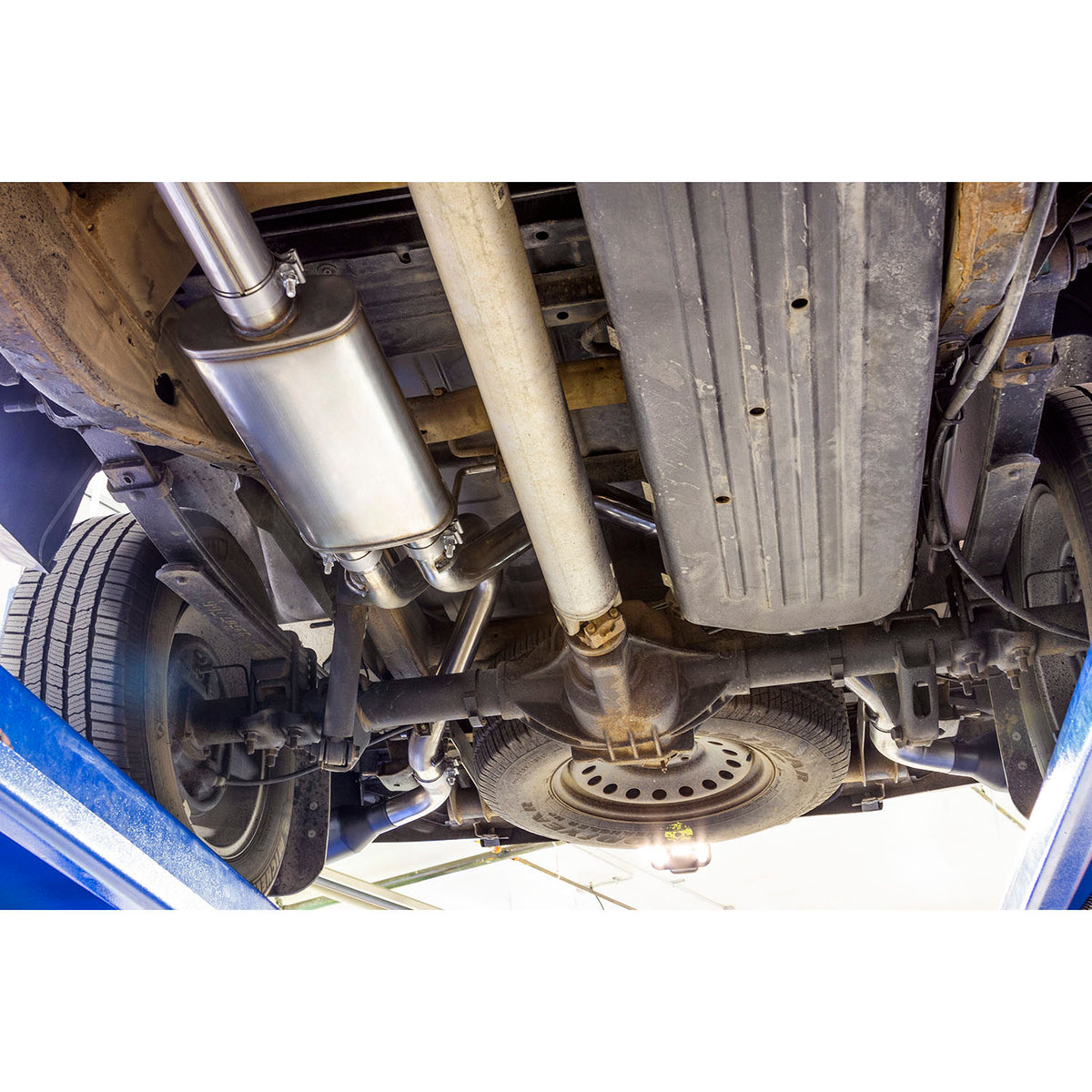 Flow Fx Cat-Back Exhaust System 2009-2013 Silverado/Sierra 1500, 5.3L Engine, Both 2/4Wd With 143.5 And 157.5-Inch Wheelbases Aggressive To Moderate Sound Flowmaster