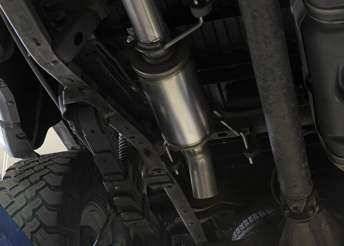 Flow Fx Extreme Cat-Back Exhaust System 2005-2015 Toyota Tacoma 4.0L Flow Fx Extreme Stainless Steel 3.0 Inch Cat-Back Exhaust System Flowmaster