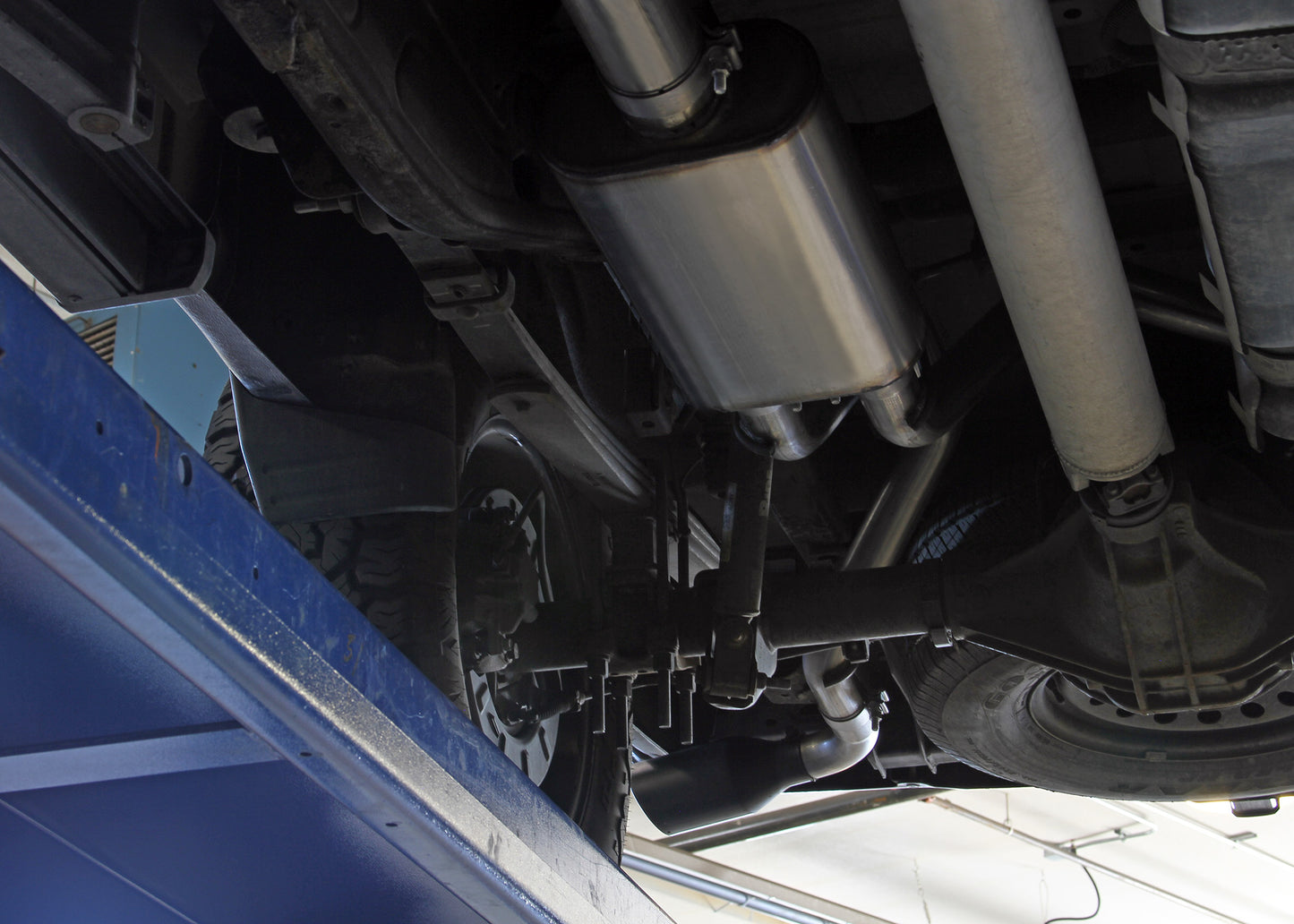 Flow Fx Cat-Back Exhaust System Fits 2011-2018 GM 1500 6.2-Liter Cat-Back, Dual Side Exit, Stainless Steel Exhaust System Flowmaster