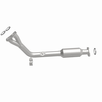 MagnaFlow Direct Fit Catalytic Converter California Grade 96-98 Toyota 4Runner 2.7L