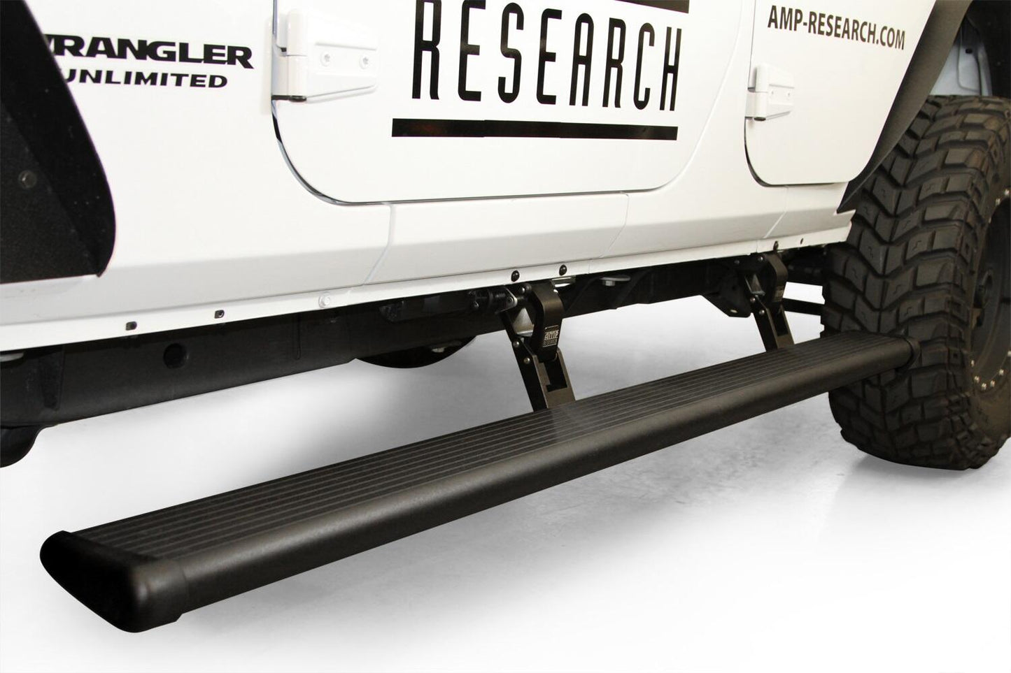 PowerStep Electric Boards For 2020-2024 Jeep Gladiator AMP Research