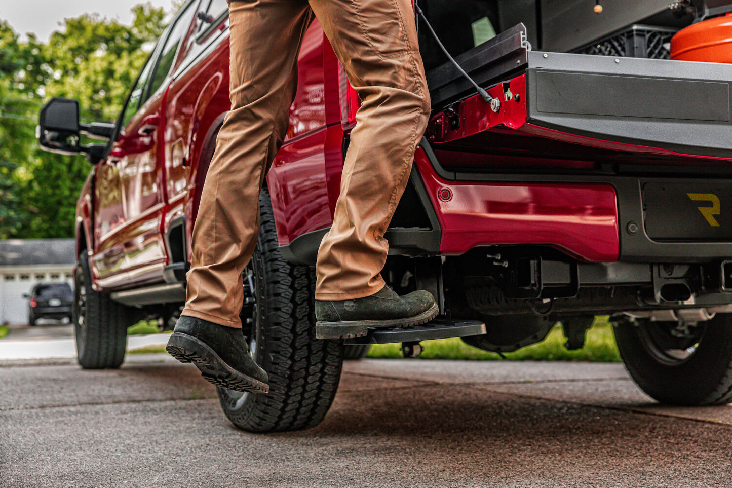 Bedstep Retractable Bumper Step For 23-25 Ford F-250/350 AMP Research