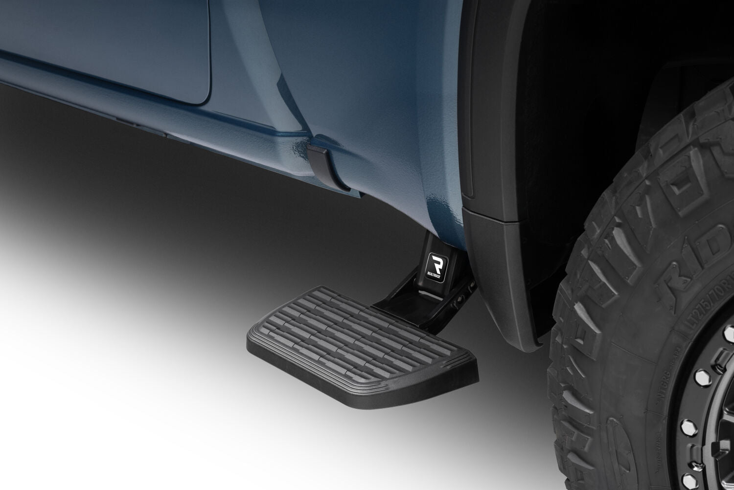 BedStep2 Box-Side Access Step 19-26 Chevy Silverado 1500/Sierra 1500 2022 Silverado LTD/Sierra Limited Short Bed AMP Research