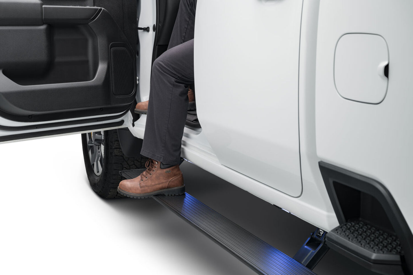 PowerStep Plug N Play System For 2022-2025 Toyota Tundra AMP Research