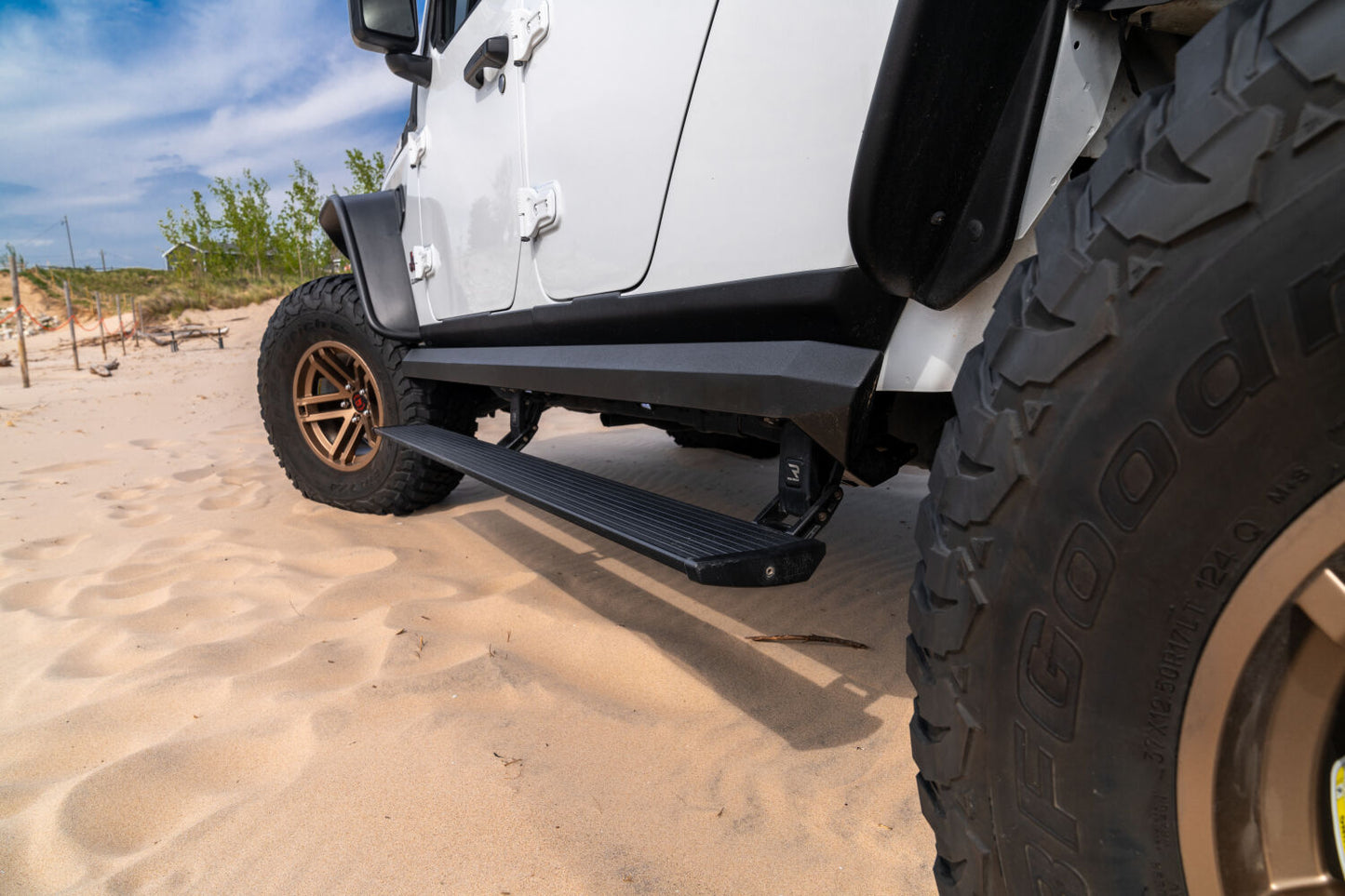 PowerStep XL Electric Running Boards For 2007-2018 Jeep Wrangler JK Unlimited 4-Door AMP Research