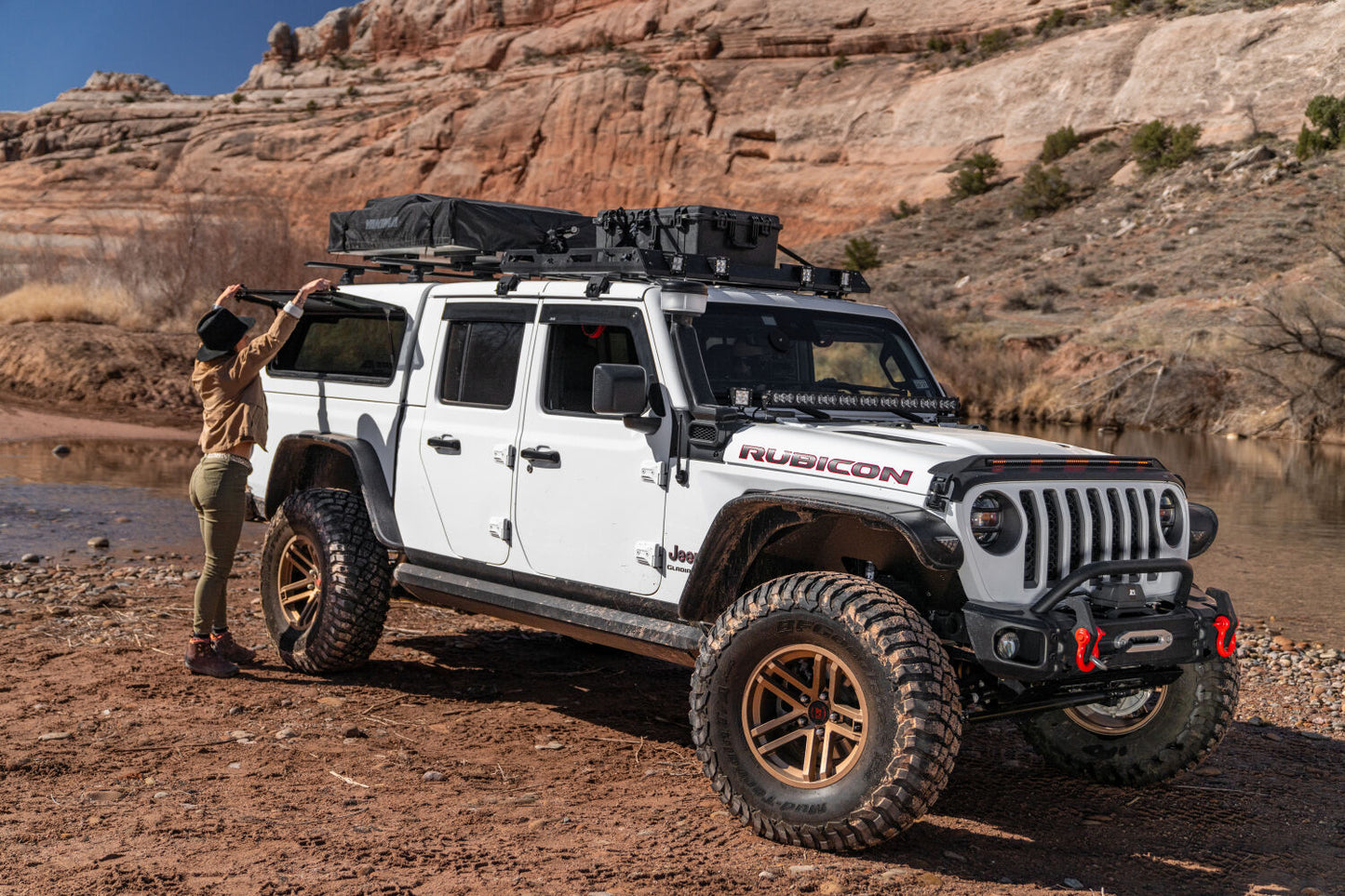 PowerStep XL Electric Boards For 2020-2025 Jeep Gladiator AMP Research