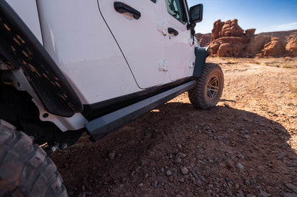 PowerStep XL Electric Boards For 2020-2025 Jeep Gladiator AMP Research