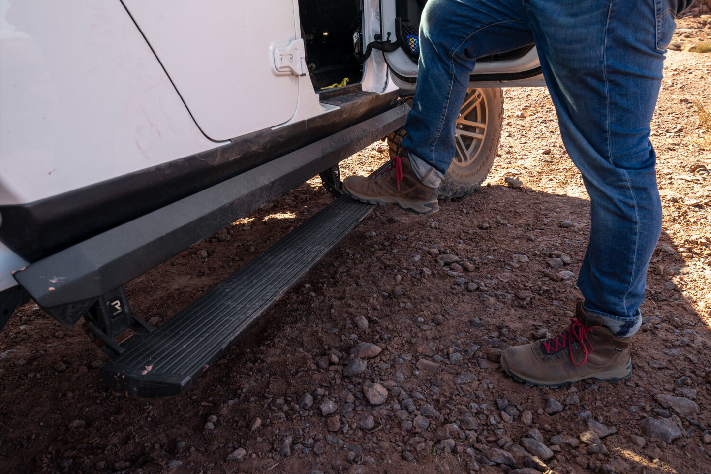 PowerStep XL Electric Boards For 2020-2025 Jeep Gladiator AMP Research