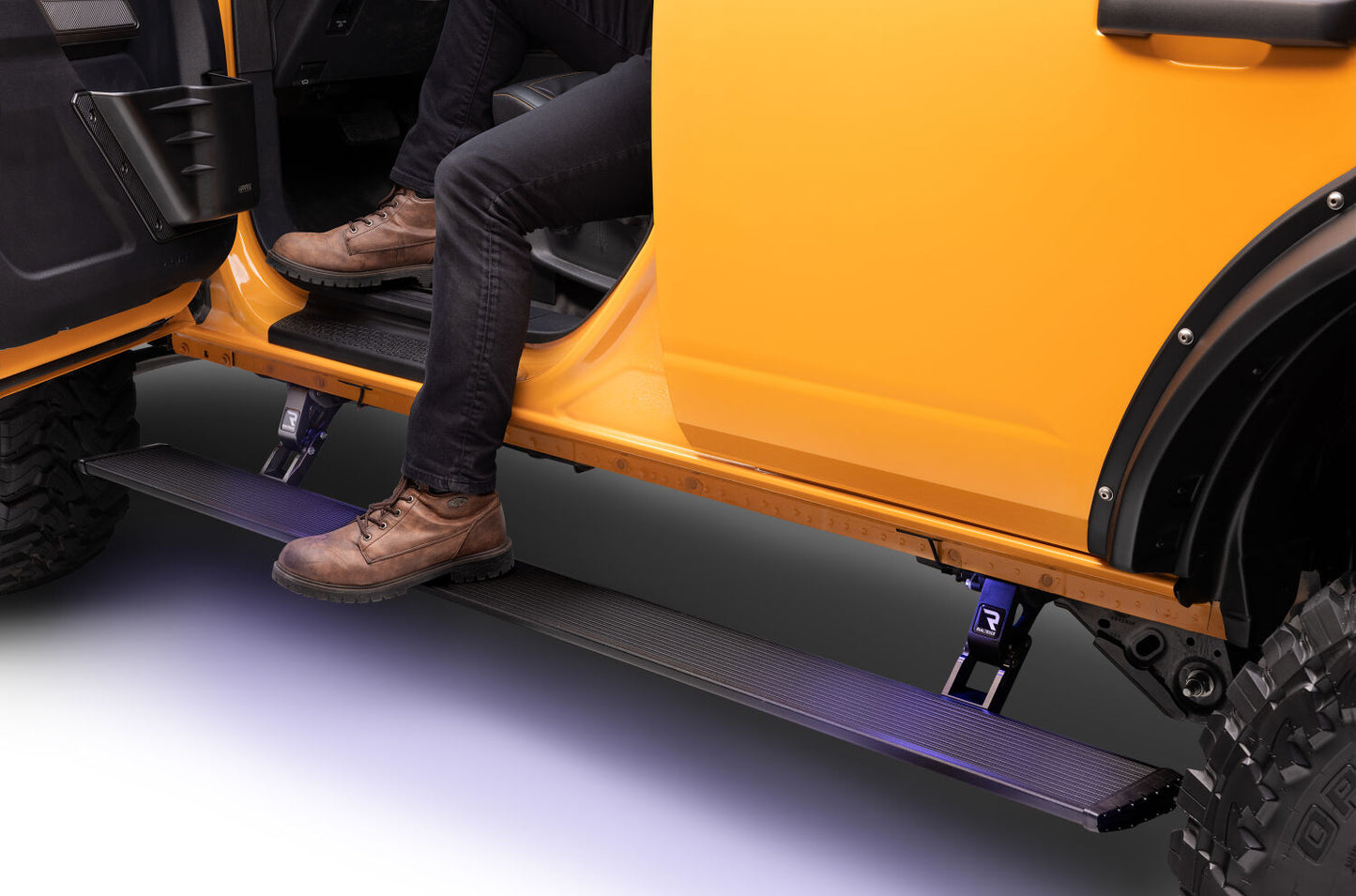 PowerStep Xtreme Running Boards Plug N Play System For 2021-2024 Ford Bronco AMP Research