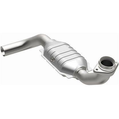 MagnaFlow Direct Fit Catalytic Converter 03-05 Ford Expedition/05-06 Lincoln Navigator 5.4L D/S