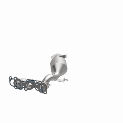MagnaFlow Direct Fit Catalytic Converter 04-06 Toyota Sienna 3.3L