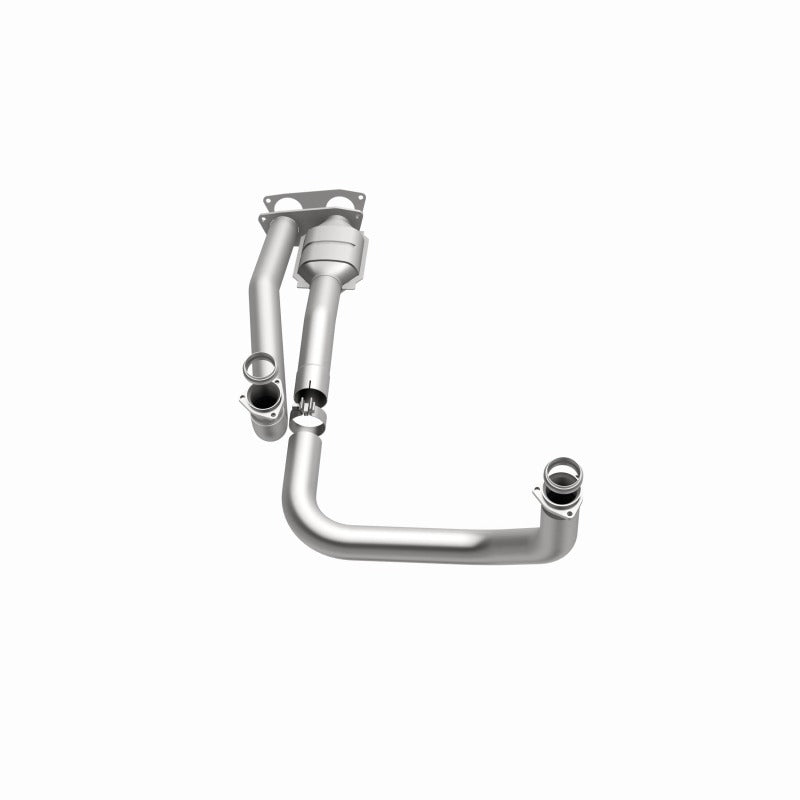 MagnaFlow Direct Fit Catalytic Converter 98-00 Chevy 3500 7.4L Fro