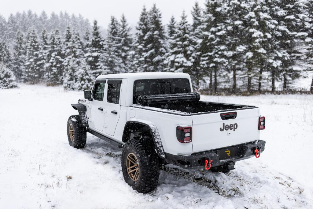 Revolver X4s Hard Rolling Truck Bed Cover 2020-2025 Jeep Gladiator 5 Foot Bed BAK