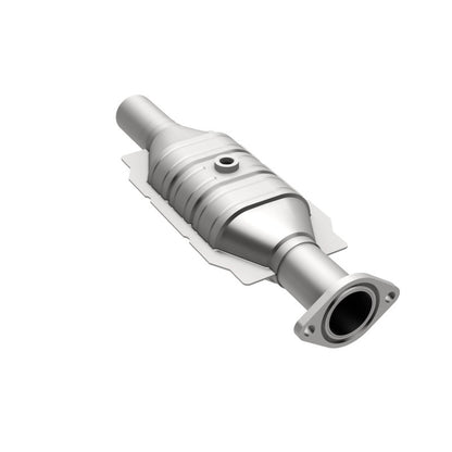 MagnaFlow Direct Fit Catalytic Converter 10-12 Ford Fusion 2.5L