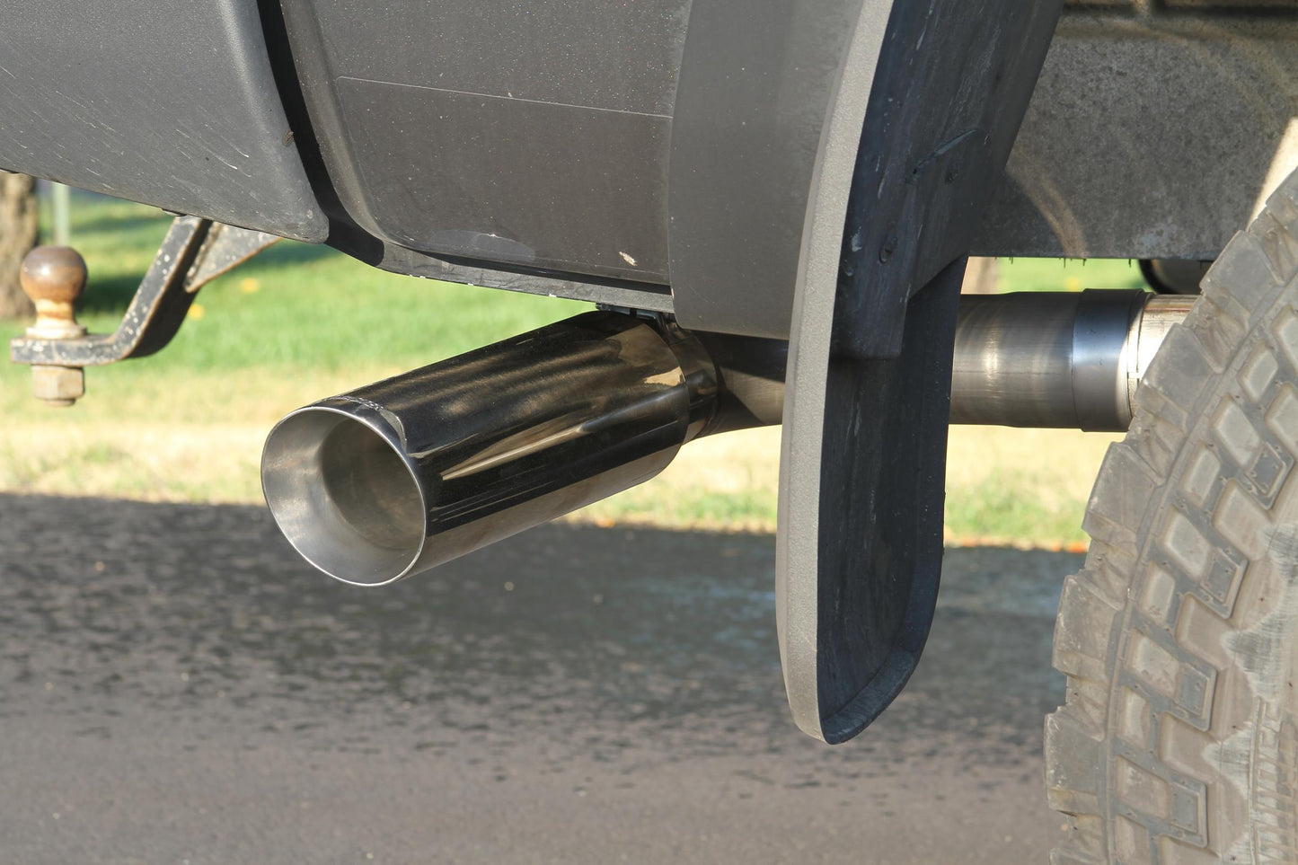American Thunder Cat-Back Exhaust System Fits 2014-2024 Ram 2500 With 6.4L Hemi Engine Aggressive To Moderate Sound Flowmaster
