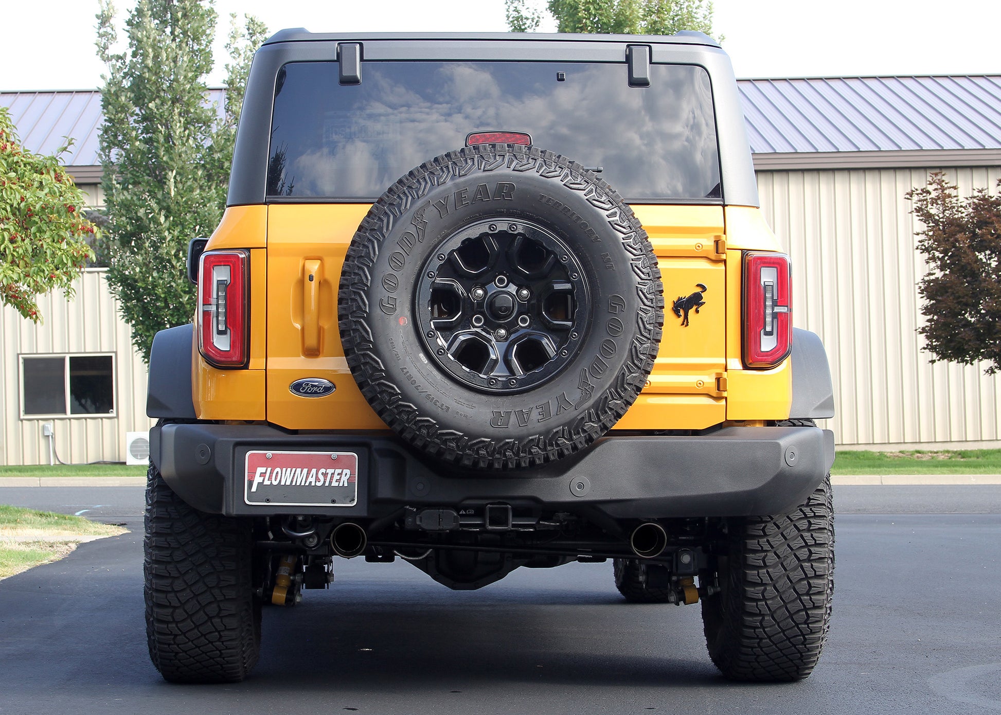818120_7.jpg