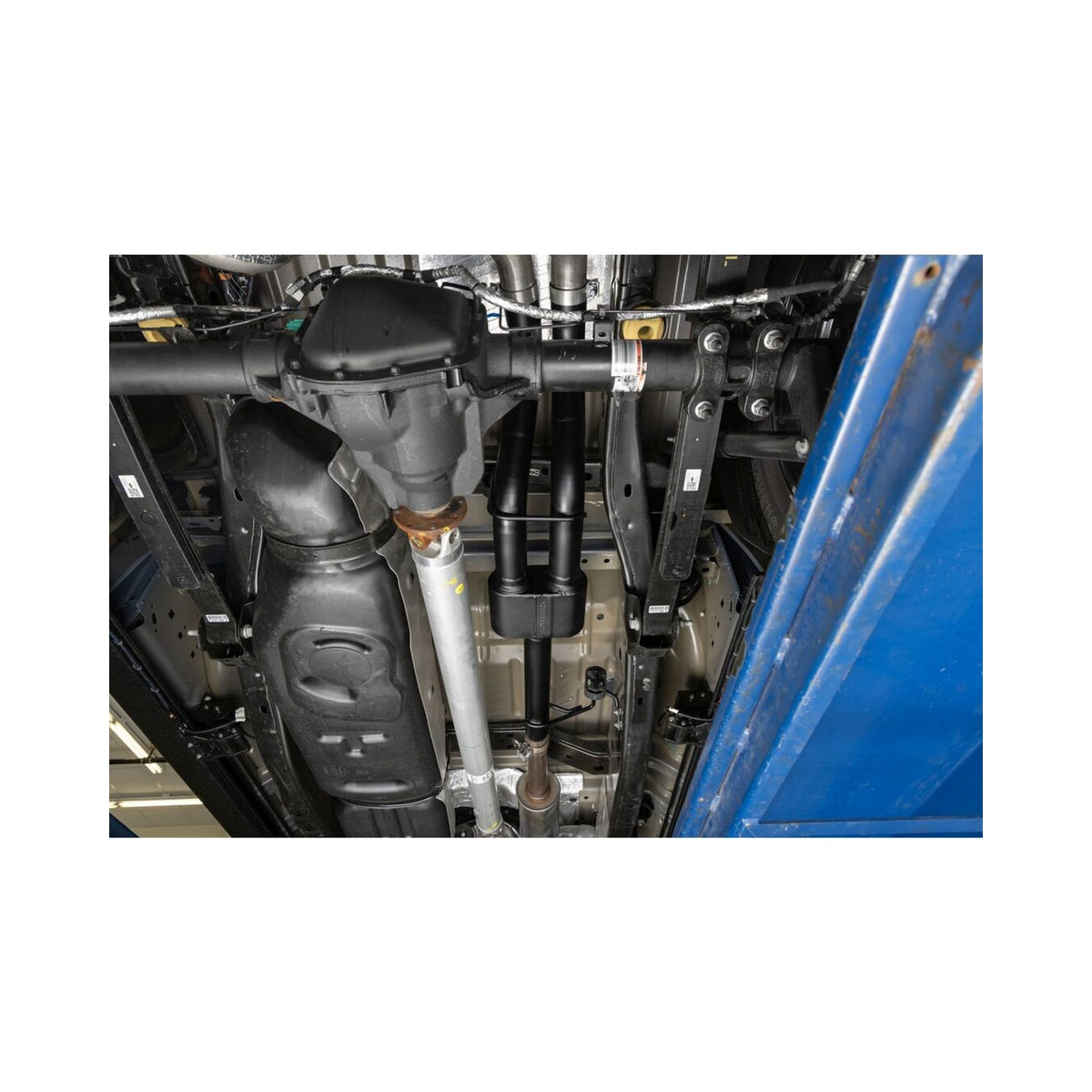 Outlaw Direct Fit Muffler Fits 2021-2025 Ford F-150 With 2.7, 3.5 And 5.0-Liter Non-Powerboost Engines With Factory Dual Tailpipes Flowmaster