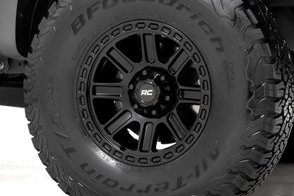 Rough Country 84 Series Wheel | Gloss Black | 18x8.5 | 5x5 | +0mm