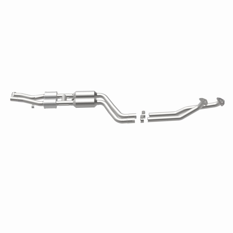 MagnaFlow Direct Fit Catalytic Converter 96-98 BMW 328 2.8L