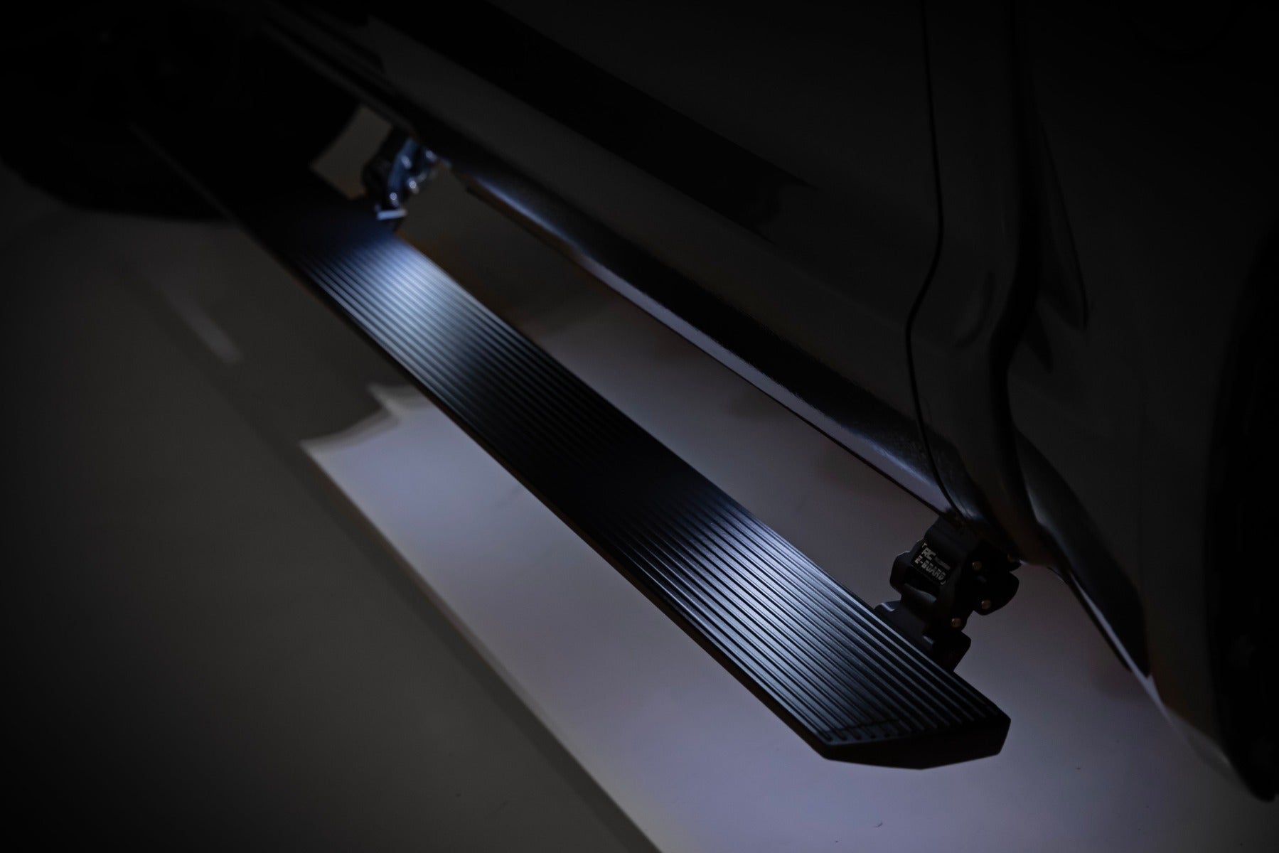 Power Running Boards | Dual Electric Motor | Crew Cab | Ram 1500 (19-26)/1500 TRX (21-24) 