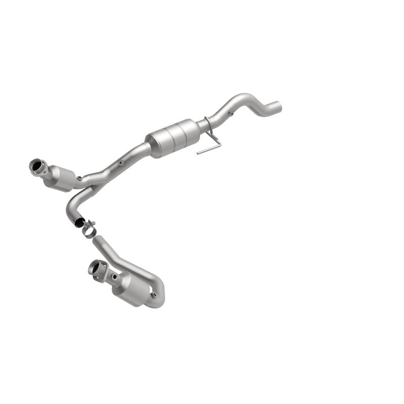 MagnaFlow Direct Fit Catalytic Converter 00-03 Durango 4WD 5.9L