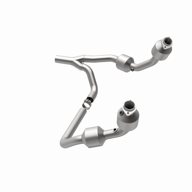 MagnaFlow Direct Fit Catalytic Converter 07-09 Jeep Wrangler 3.8L