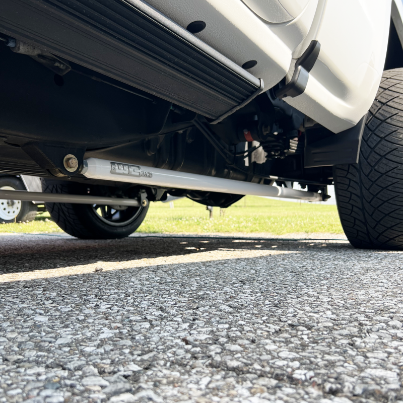 Wehrli 11-19 Chevy & GMC Duramax RCLB/CCSB/ECSB 60in. Traction Bar Kit - Bengal Silver