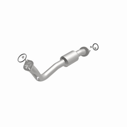 MagnaFlow Direct Fit Catalytic Converter 13-15 RAV4 2.5 Underbody