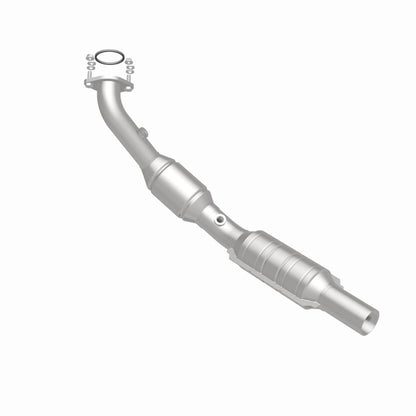 MagnaFlow Direct Fit Catalytic Converter 10-11 Chevrolet Camaro V6 3.6L
