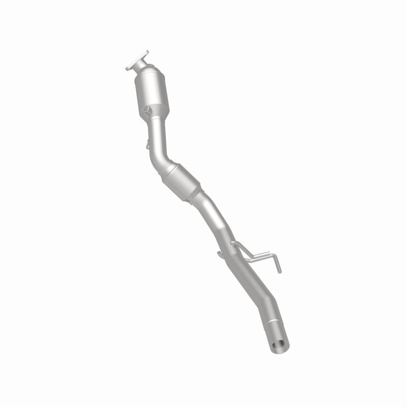 MagnaFlow Direct Fit Catalytic Converter 11-15 Volkswagen Touareg V6 3.6 OEM Underbody