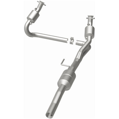 MagnaFlow Direct Fit Catalytic Converter 02-03 Dodge Durango