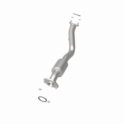 MagnaFlow Direct Fit Catalytic Converter 13-15 RAV4 2.5 Underbody