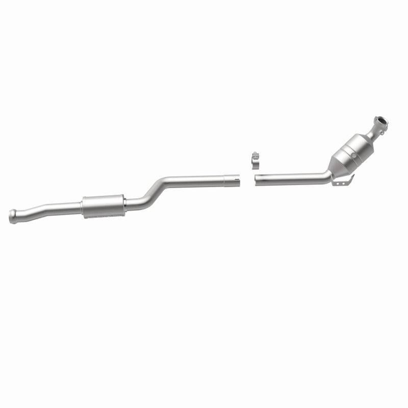 MagnaFlow Direct Fit Catalytic Converter 08-10 C300 3.0L D/S