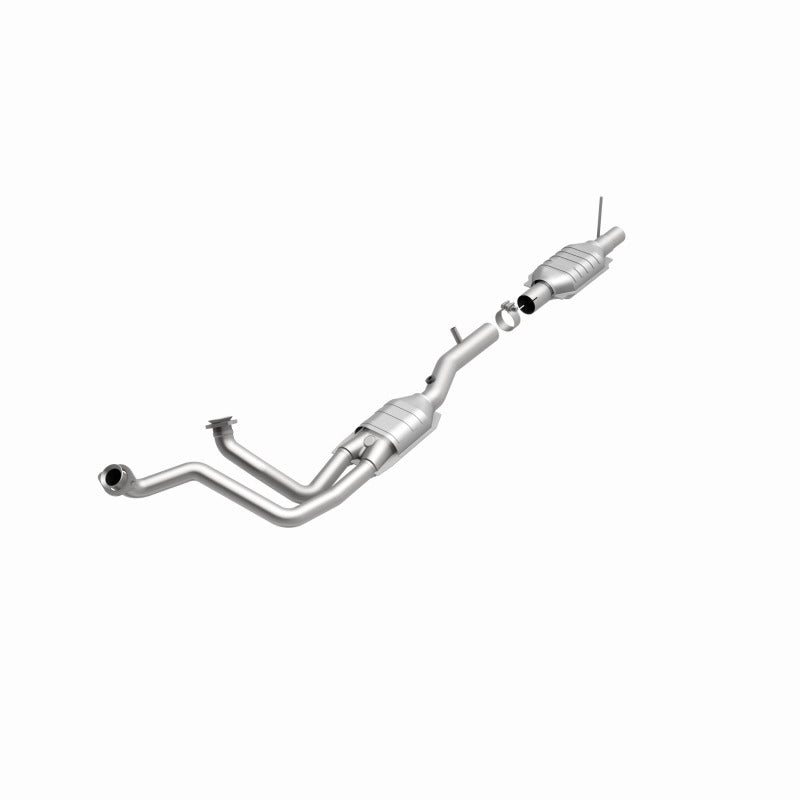 MagnaFlow Direct Fit Catalytic Converter 96 Ford F-150 4.9L I-6