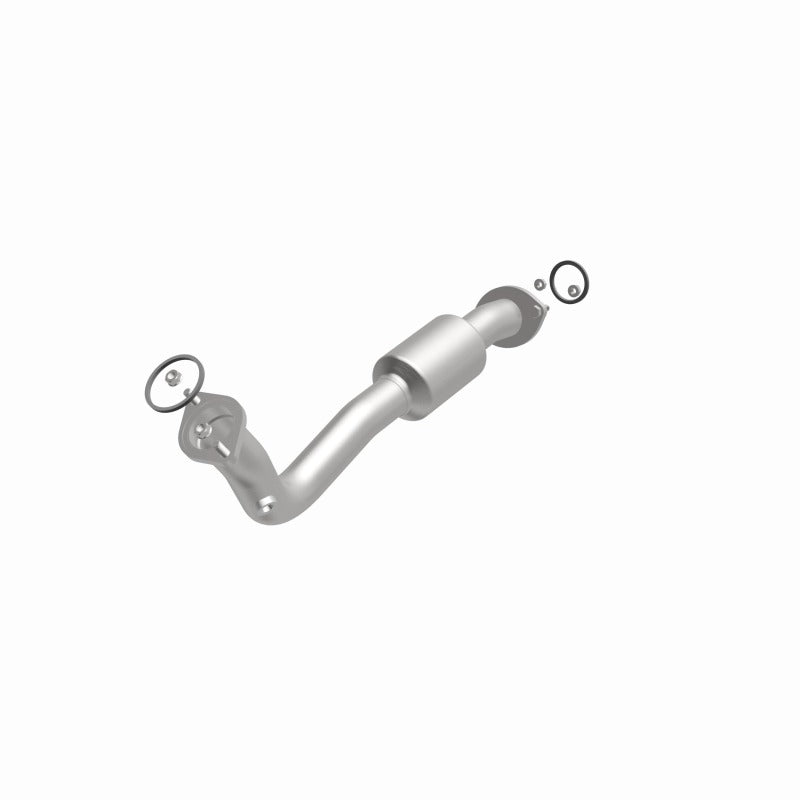 MagnaFlow Direct Fit Catalytic Converter 13-15 RAV4 2.5 Underbody