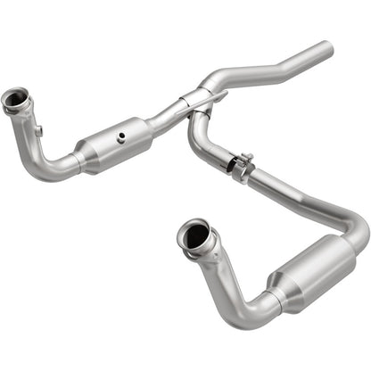 MagnaFlow Direct Fit Catalytic Converter 2009-2012 Dodge Nitro 3.7L Underbody