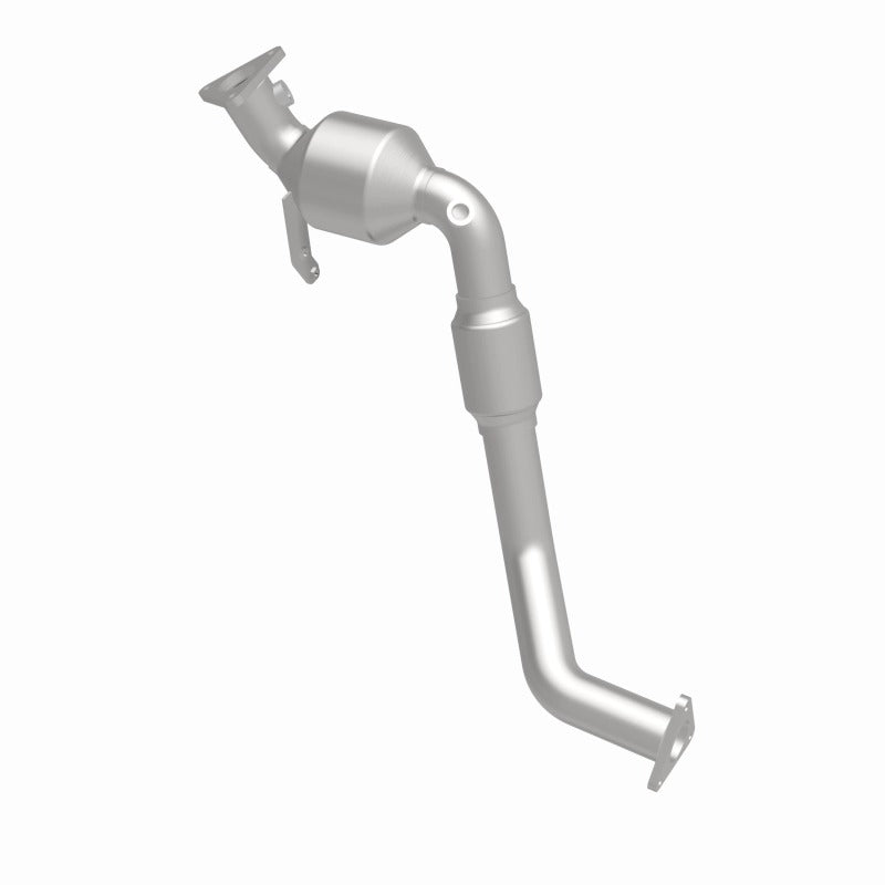 MagnaFlow Direct Fit Catalytic Converter 07 VW Touareg 3.6L Rear close