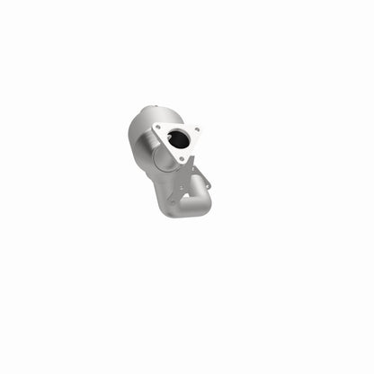 MagnaFlow Direct Fit Catalytic Converter 07 VW Touareg 3.6L Rear close