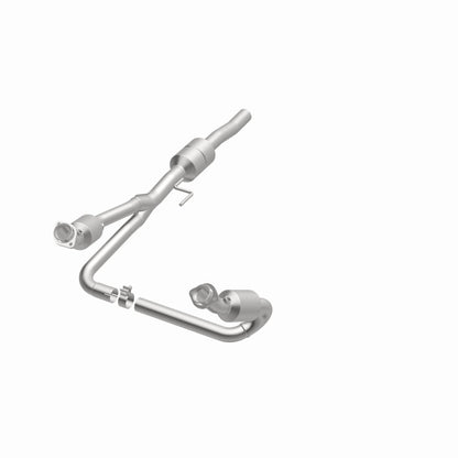 MagnaFlow Direct Fit Catalytic Converter 02-03 Dodge Durango