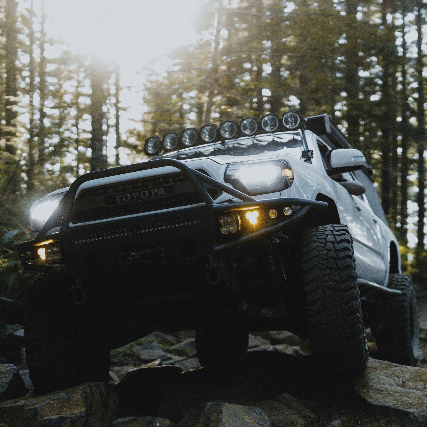 KC Flex Era 3 LED DM SAE Fog 2- Light Master Kit 12-24 Toyota Taco/4Runner/Tundra Aftermarket KC HiLiTES