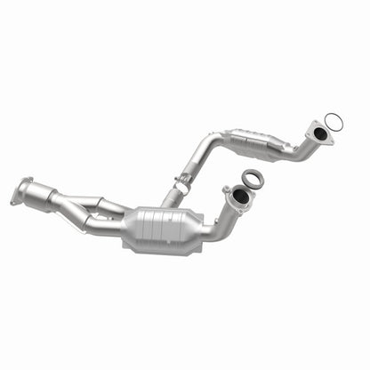 MagnaFlow Direct Fit Catalytic Converter 06-09 TB/Envoy 5.3/6.0 OEM