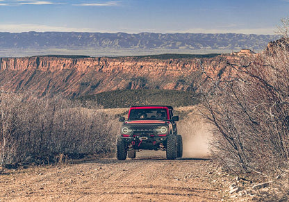 2 Inch Lift Kit 2021-2025 Ford Bronco 4WD Non-Sport with Sasquatch Package Will not fit Badlands, Wildtrack, Raptor or First Edition Not recommended for Base models Superlift