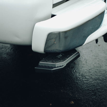 Silverado/Sierra 1500/2500/3500 (1999-2007) Retractable Bed Step
