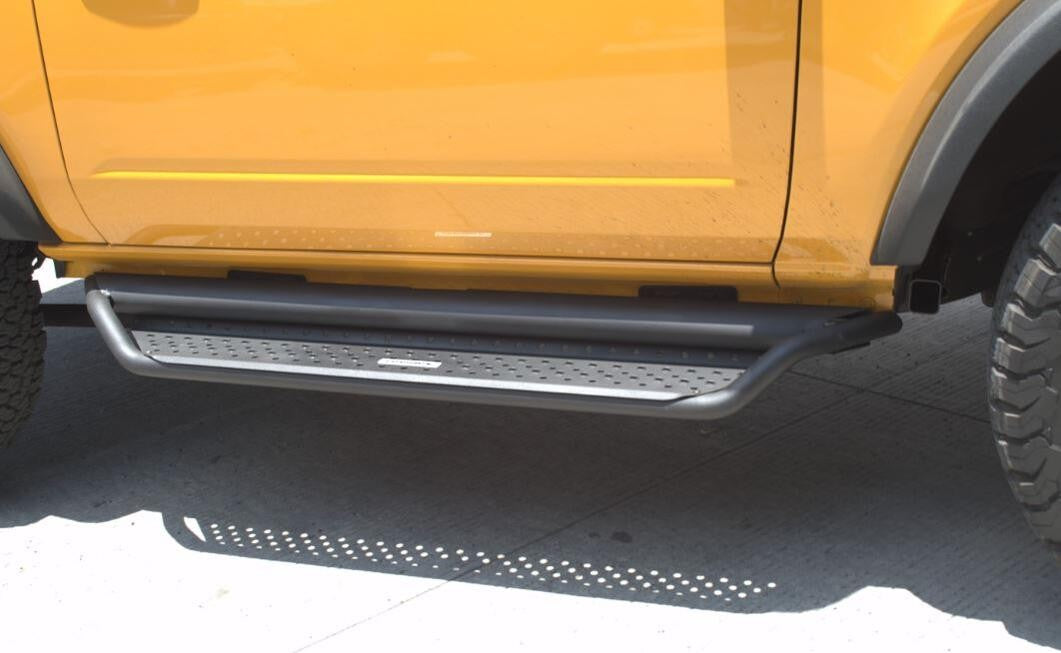 Dominator Xtreme D1 SideSteps With Mounting Bracket Kit Textured Black 2021-2025 Ford Bronco 2 Door Go Rhino