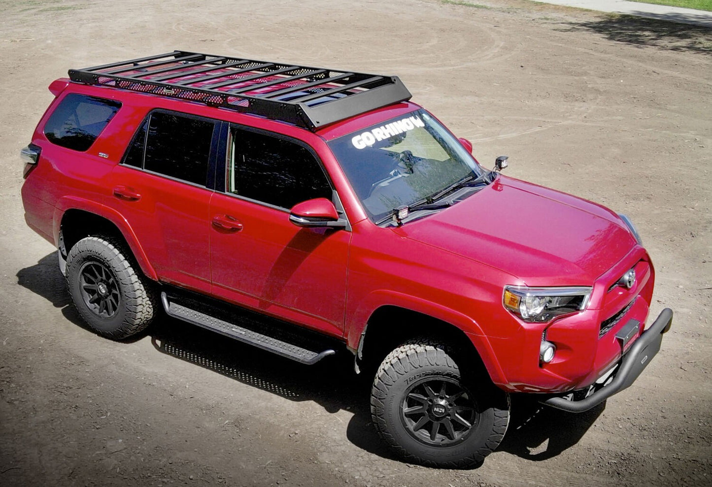 Dominator Xtreme D1 SideSteps W/ Bracket Kit Textured Black 2025-2026 Toyota 4Runner Go Rhino