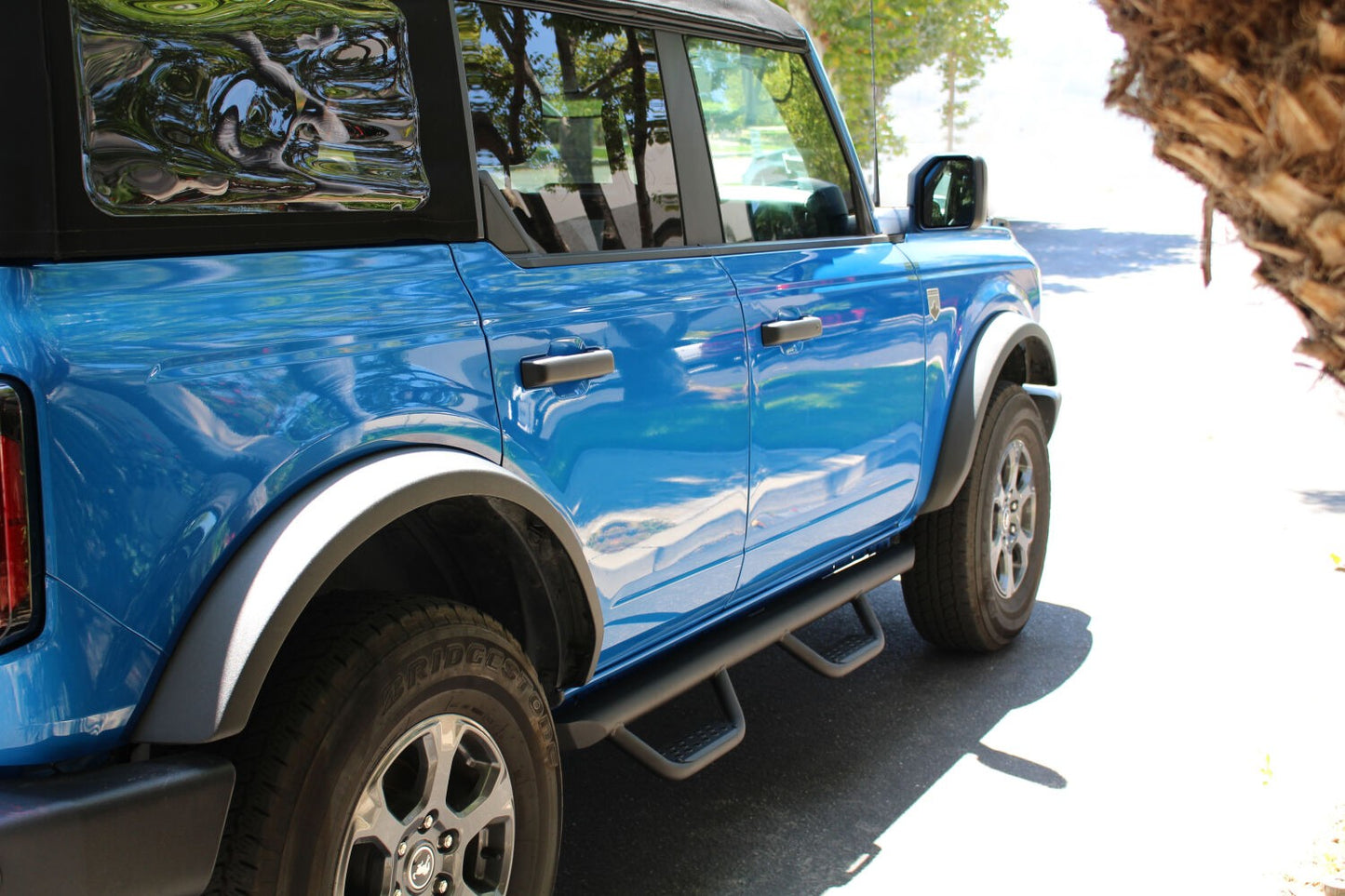 Domintator Extreme D2 Side Steps With Mounting Brackets Textured Black 2021-2025 Ford Bronco 4 Door Go Rhino