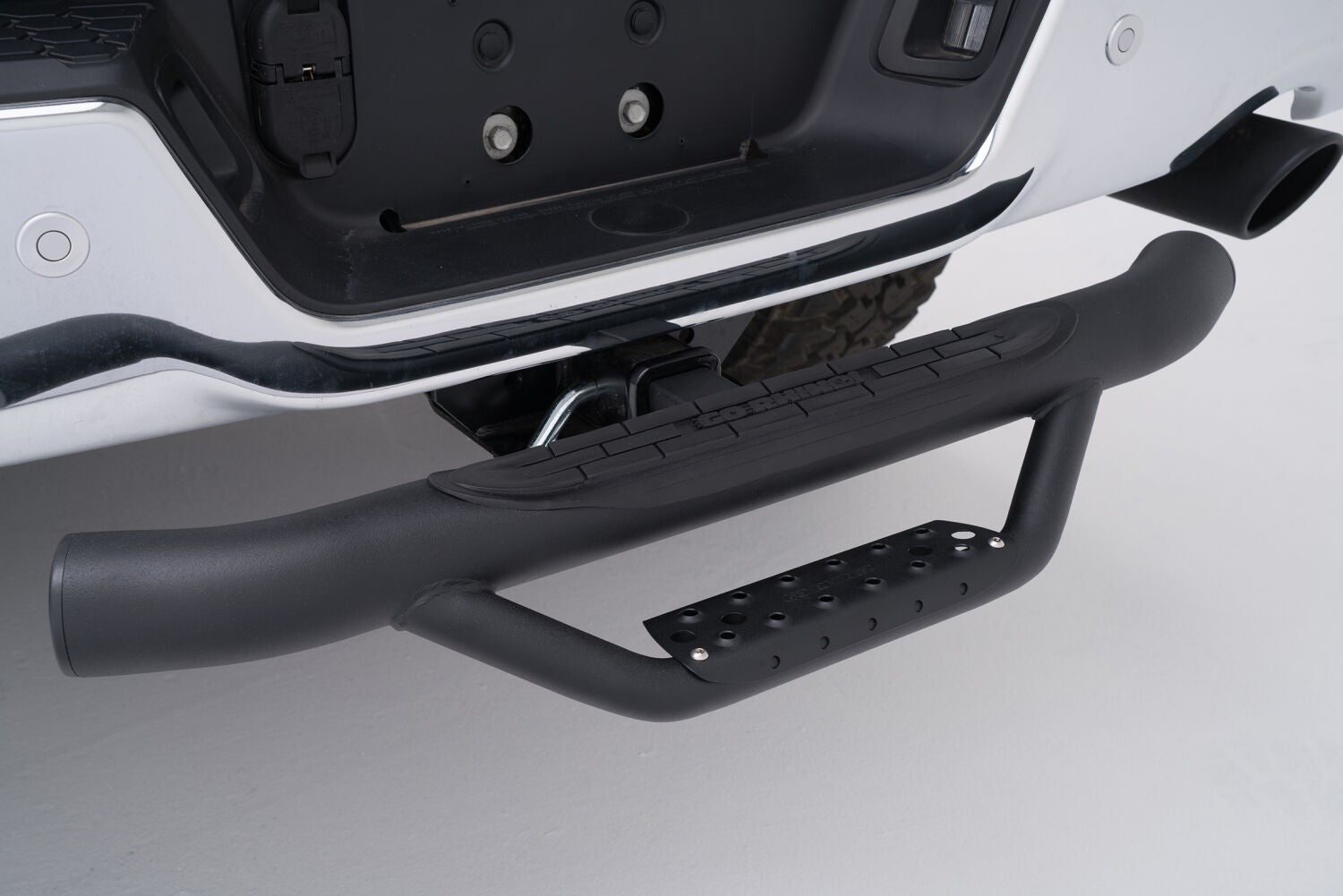 Dominator Hitch Step Textured Black Go Rhino